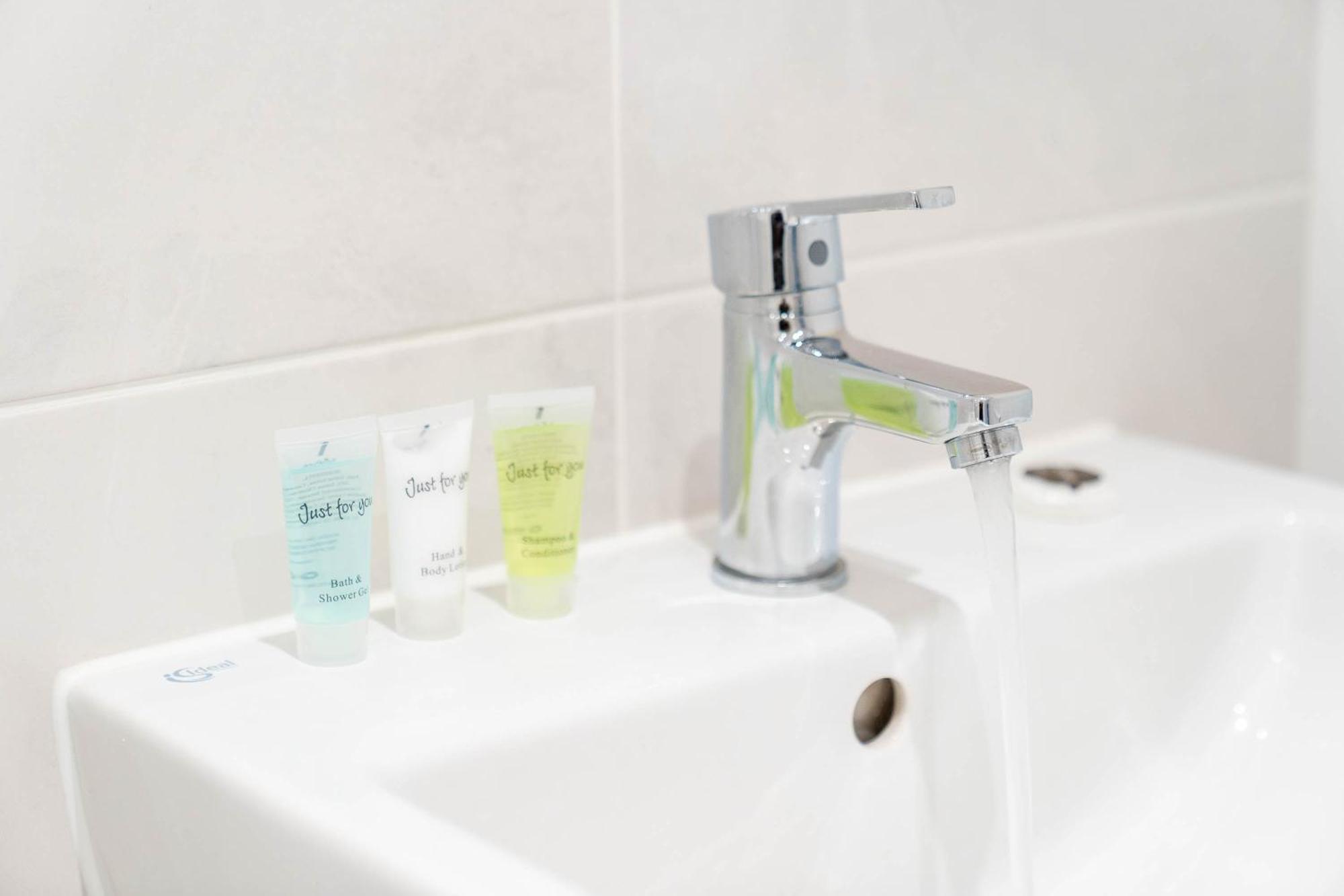 Luxury Apartment - Twin Beds - Selly Oak - Off-Street Parking - Free Netflix & Wifi - Top Rated 9Cc Birmingham Zewnętrze zdjęcie